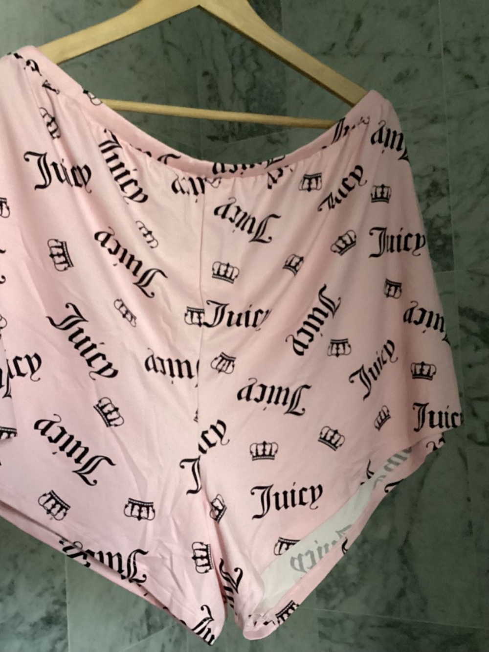 Juicy Couture 2X Pink Pajama Set Long Sleeve + Shorts NWOT - Picture 4 of 6